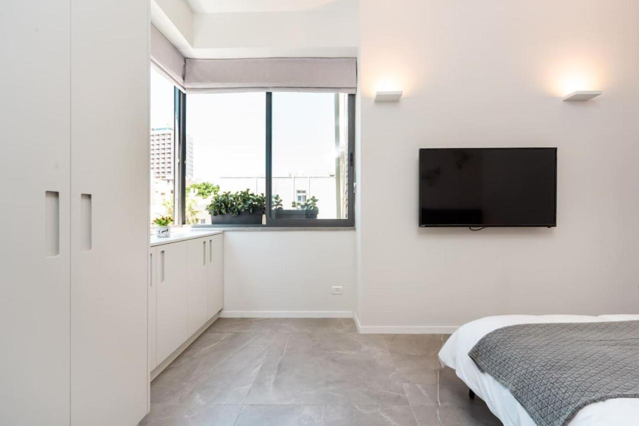 Stylish With Cozy Vibes By Sea N' Rent Apartment