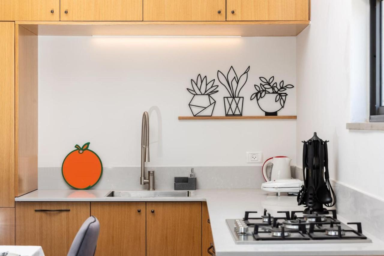 Stylish With Cozy Vibes By Sea N' Rent Apartment